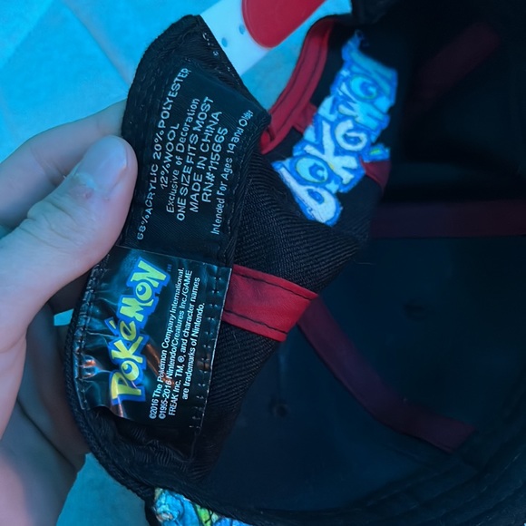 Pokémon snap back hat - Picture 3 of 3